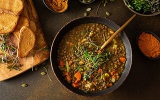 Sopa de Lentilha